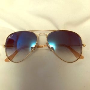 Womens Ray Ban Aviators *like new*